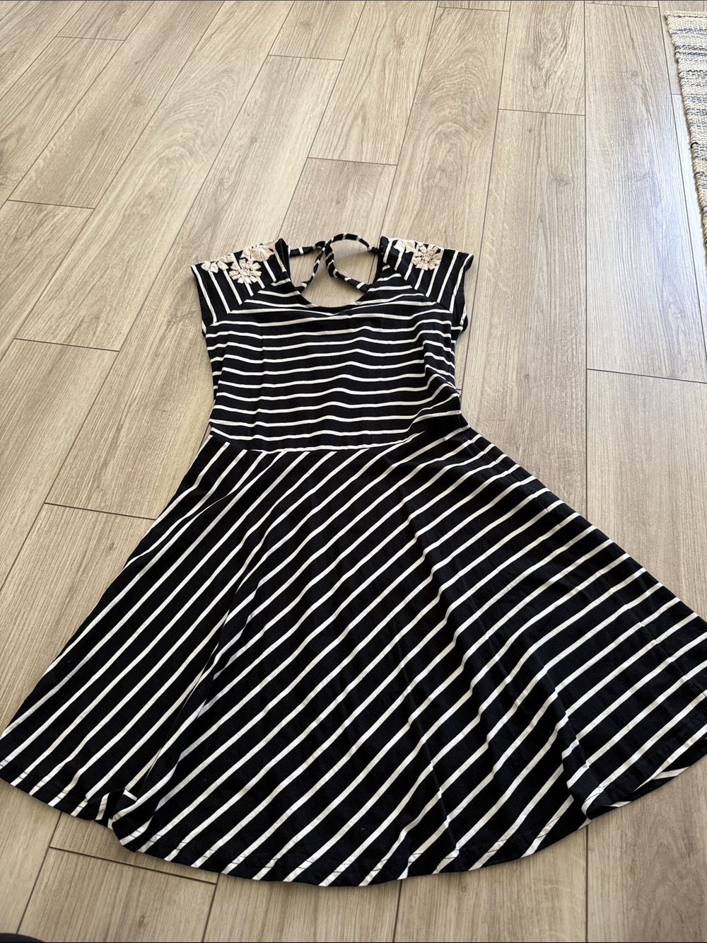 Synergy Black & White Striped Fit-and-Flare Dress Shoulder Embellishments Large
